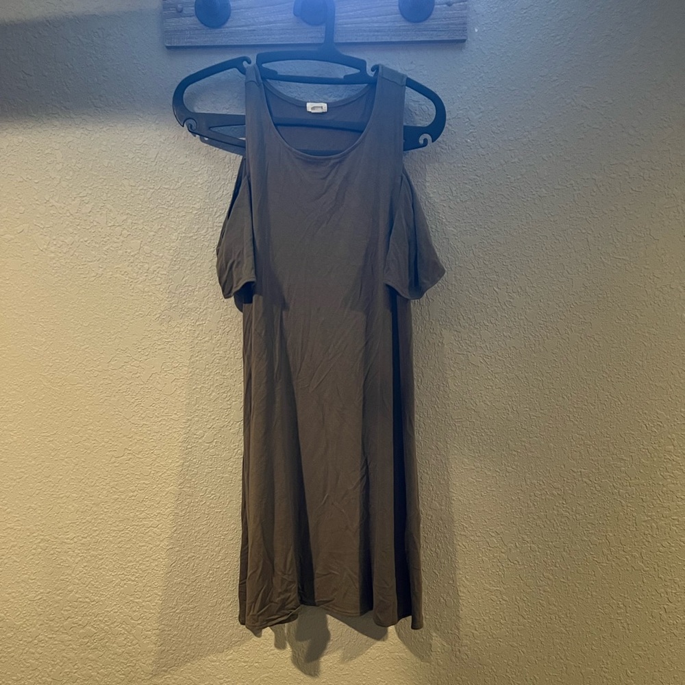 Hunter Green dress with arm slits